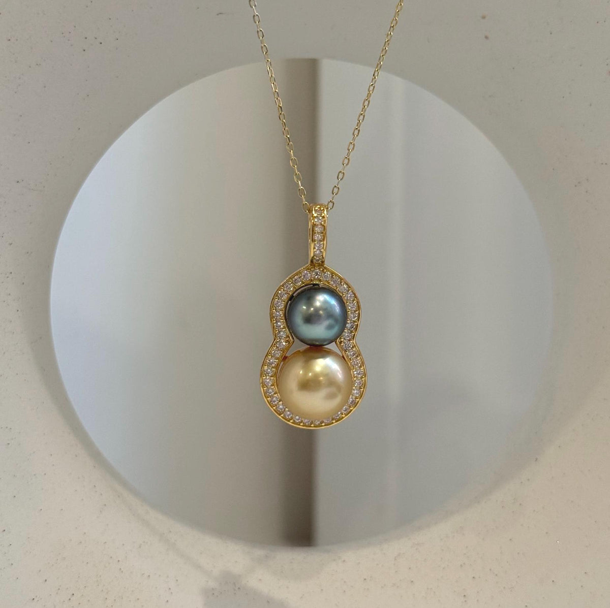 Golden South Sea and Tahitian pearl double gourd pendant