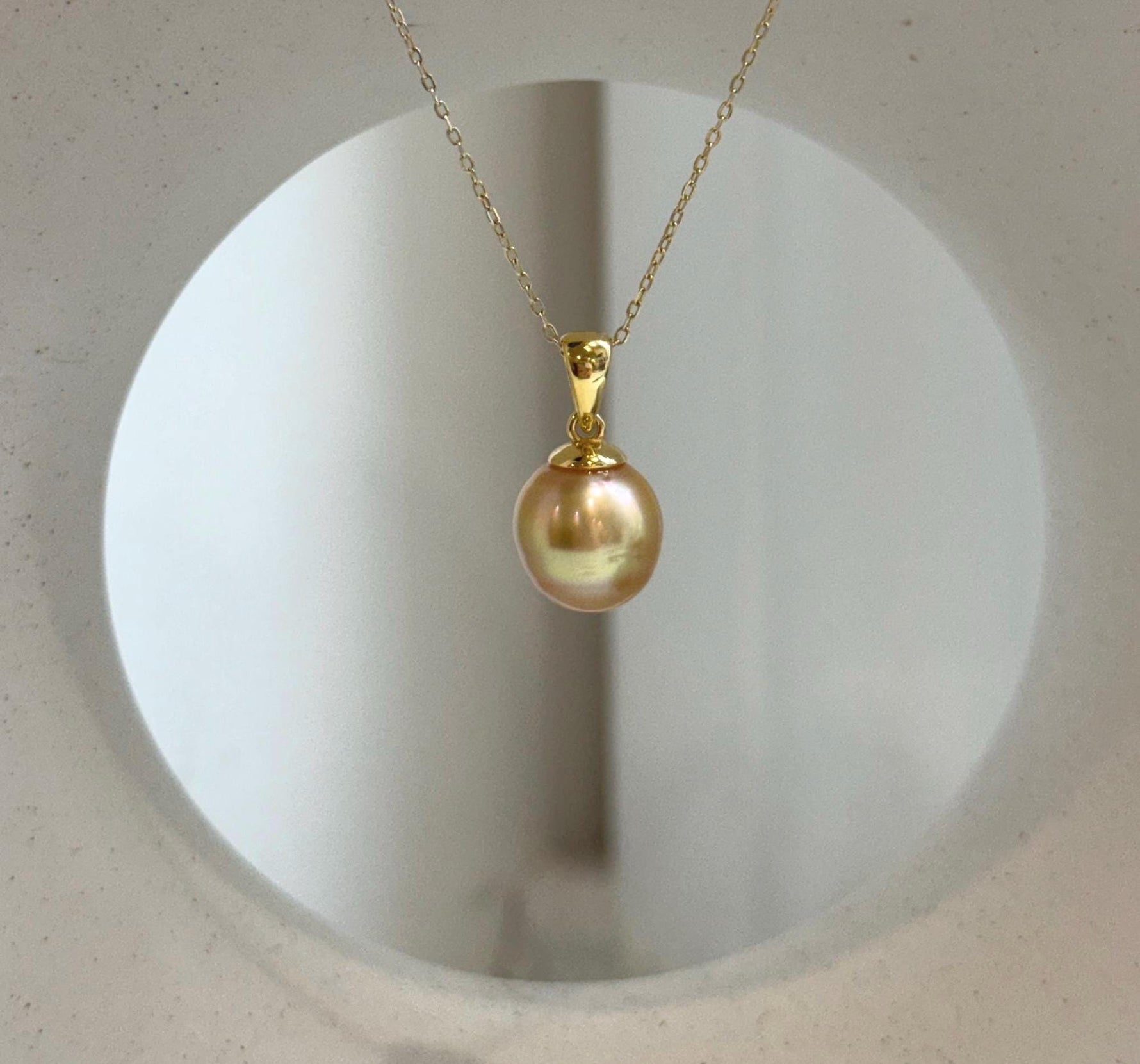 Natural saltwater South Sea tea gold pearl pendant in minimalist S925 sterling silver design
