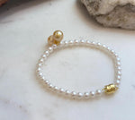 Elegant 8.5–8.8mm South Sea golden pearl bracelet with beautiful mirror-like luster.