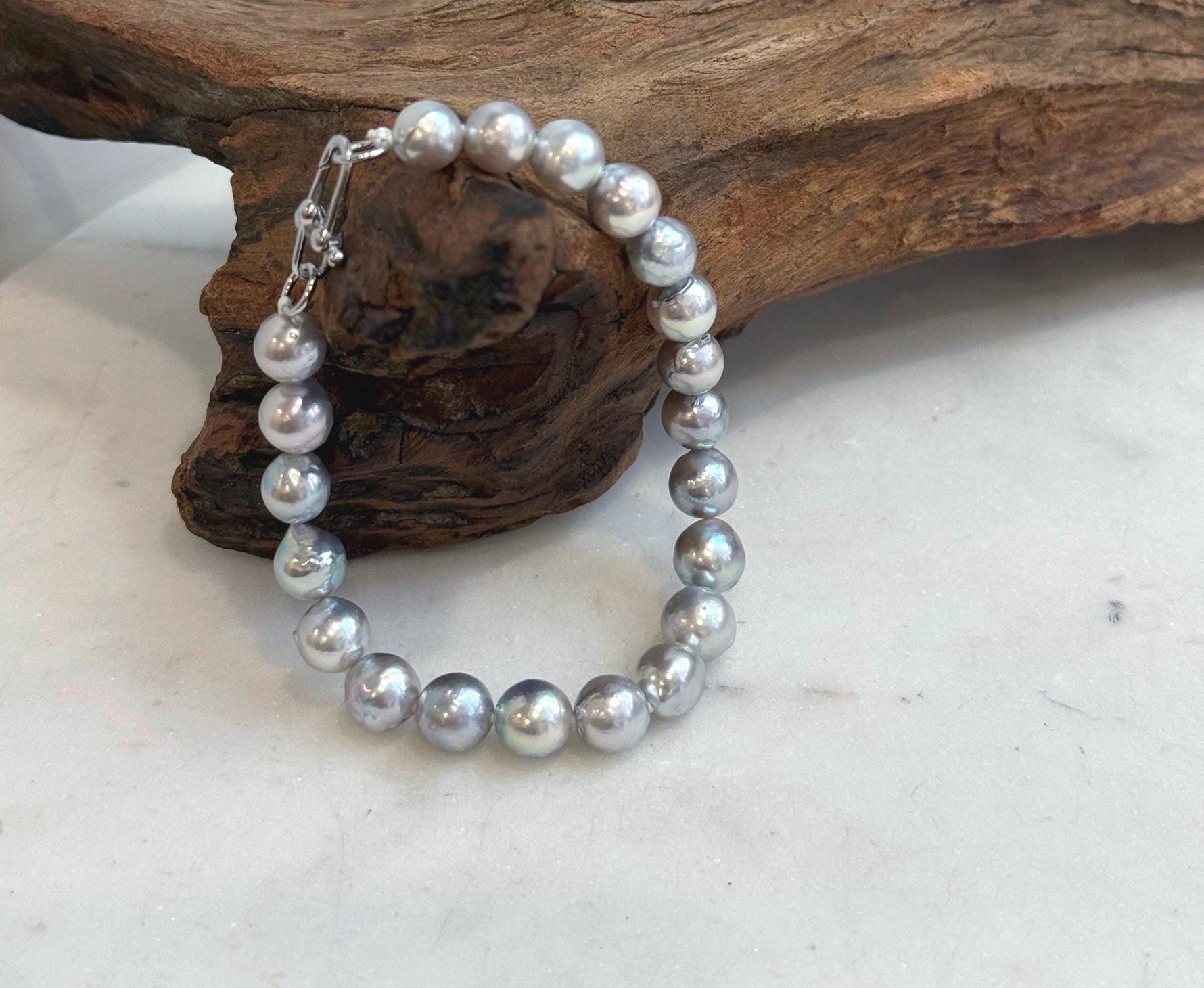 Elly’s 7.4-8mm Japanese Akoya Pearl Bracelet | Genuine Ocean Pearls | 21 Pearls | Mirror Luster | S925 Sterling Silver | 7.5” Gift