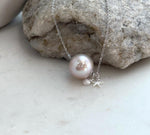 Elegant 18K gold floating pearl pendant for women