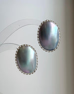 2. 7×3.7cm blue Mabe pearl earrings in S925 sterling silver