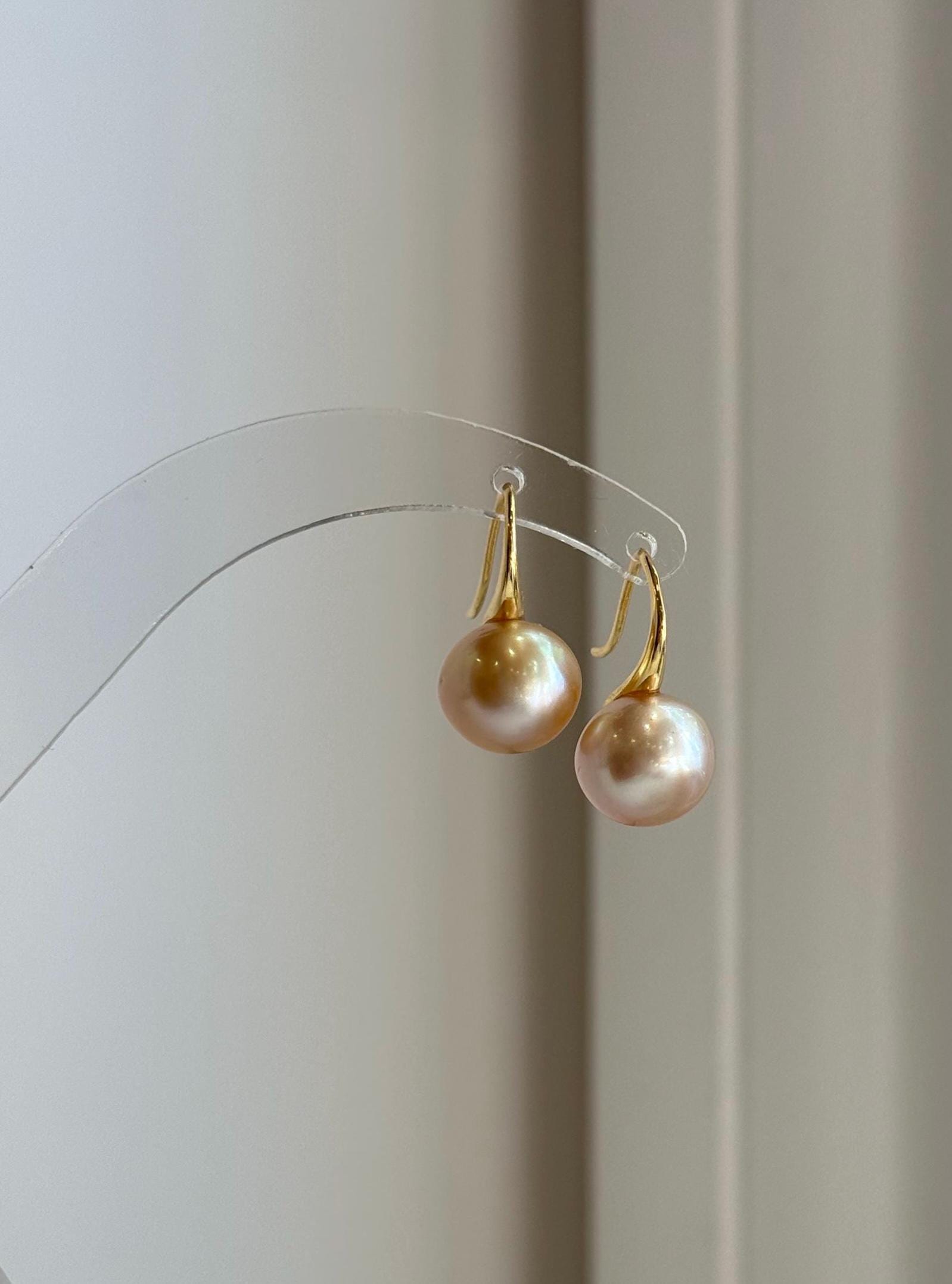 Deep gold South Sea pearl high heel earrings with brilliant mirror luster