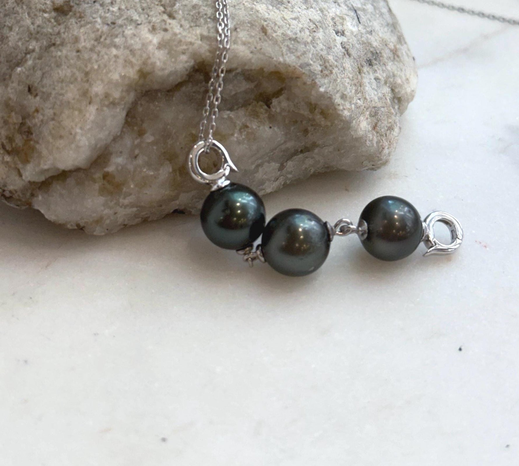 S925 sterling silver extender with genuine Tahitian pearls