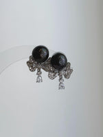 Dark Tahitian ocean pearl stud earrings with sterling silver jackets