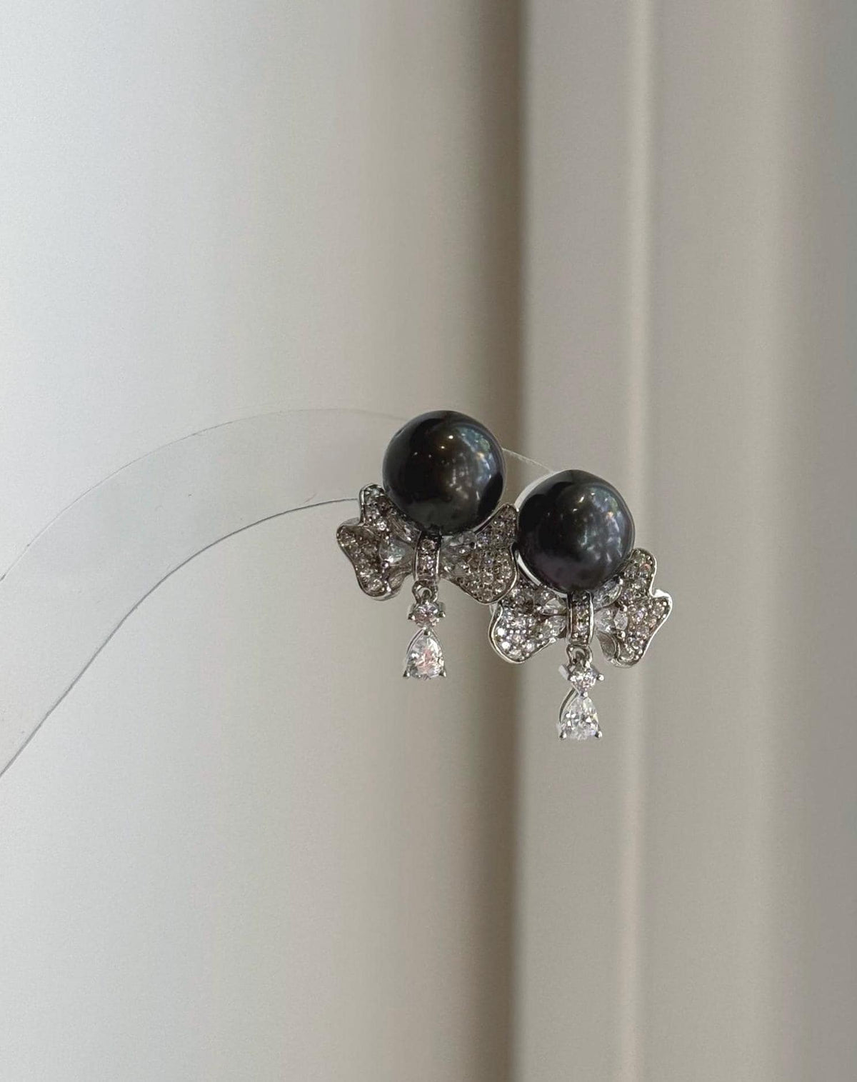 Round Tahitian pearl stud earrings with S925 sterling silver settings