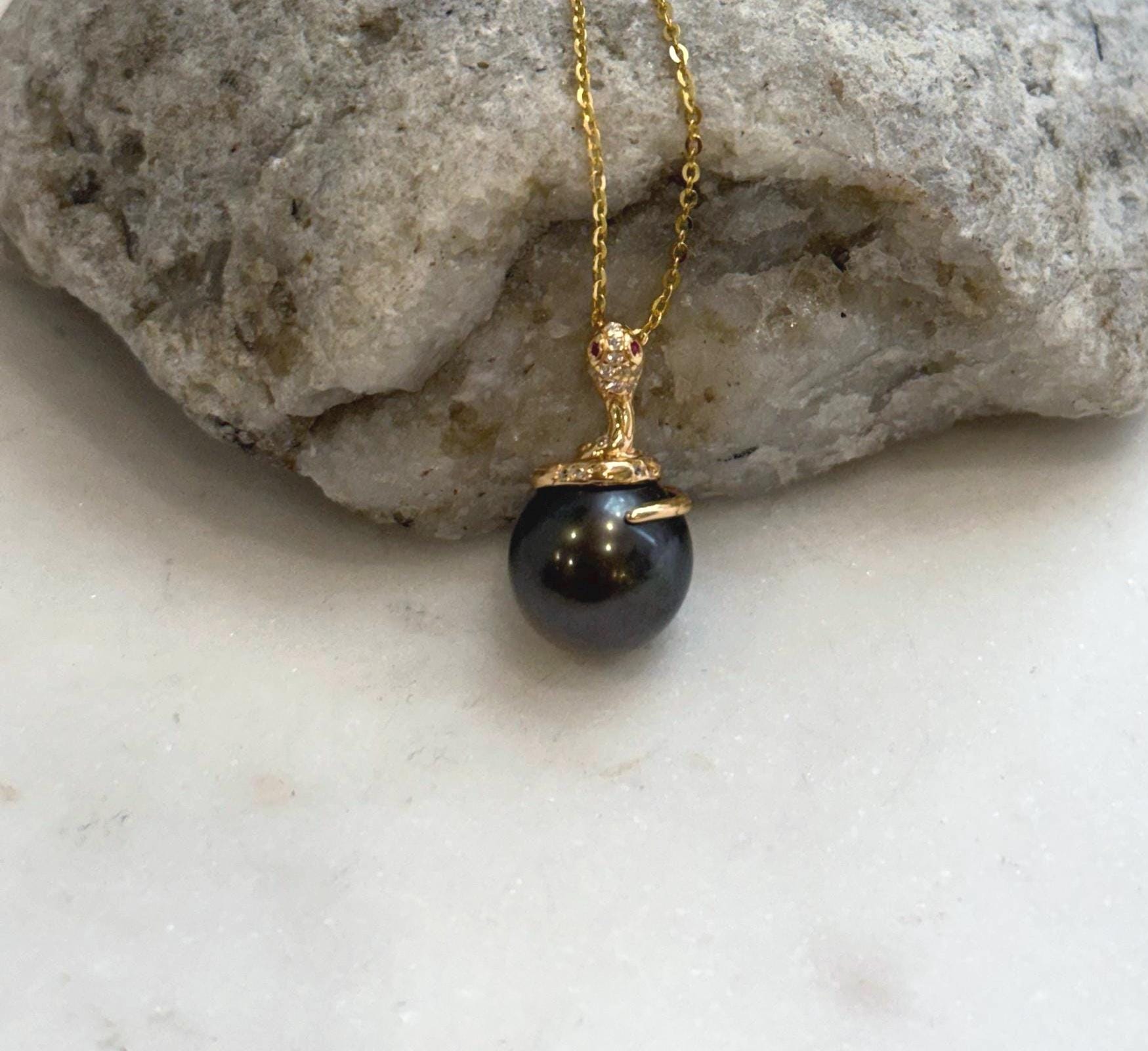 Tahitian chocolate pearl sterling silver pendant with detailed snake design