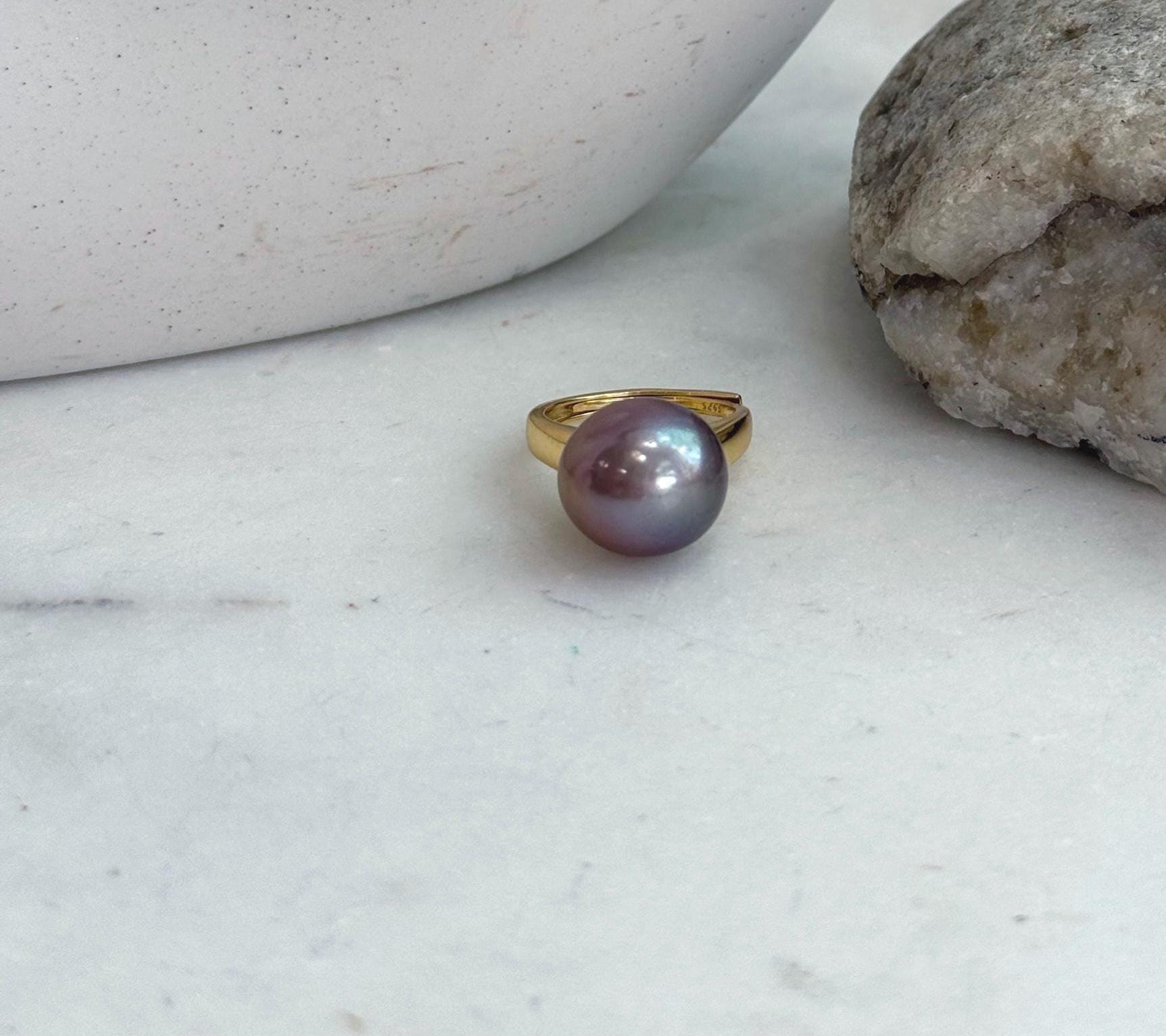 Large pearl adjustable ring crafted in S925 sterling silver with an extreme-luster Edison pearl.
