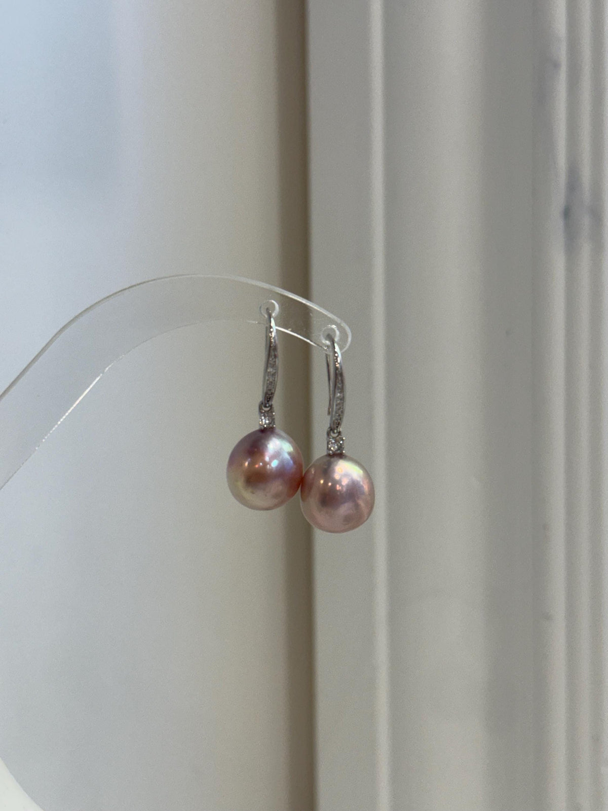 Large pink gold freshwater pearl earrings with extreme mirror luster and elegant S925 silver hooks.