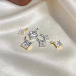 Clear princess cut moissanite pendant charm in Au750 solid 18K yellow gold for jewelry making.