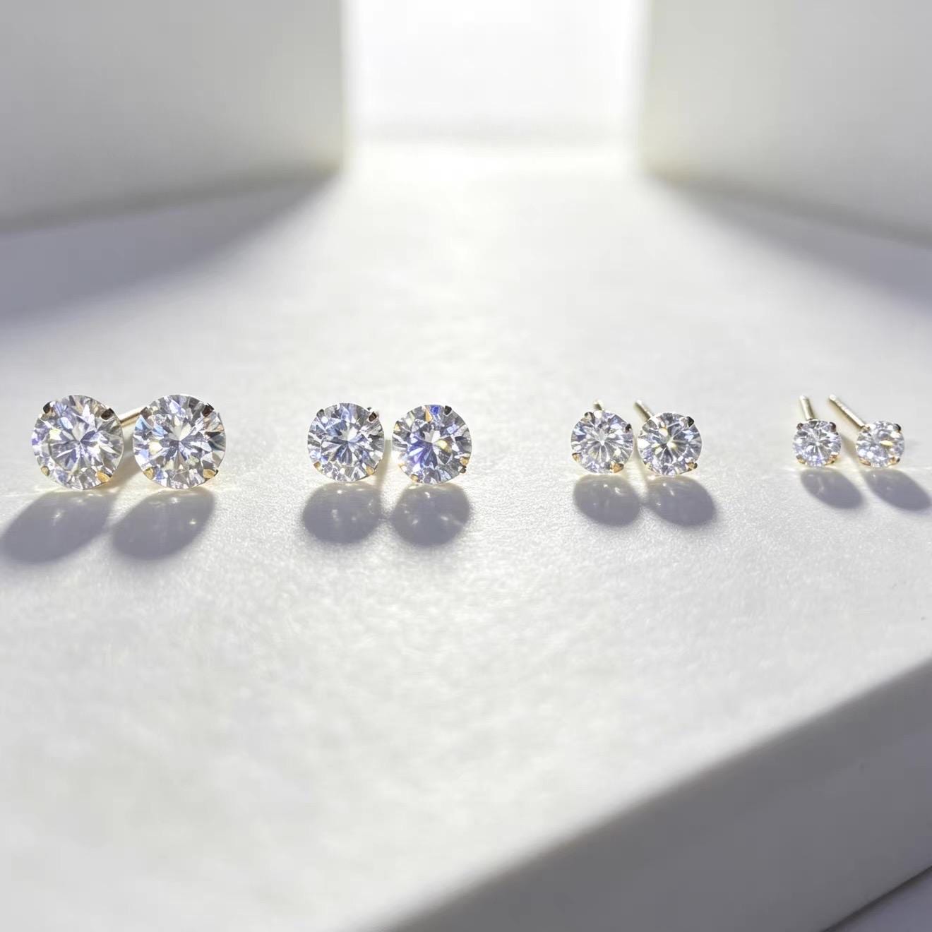Elly’s 4-Prong Round Moissanite Stud Earrings | Solid 14K Gold | 3mm 4mm 5mm 6mm | Brilliant Clear Moissanite | Fine Jewelry