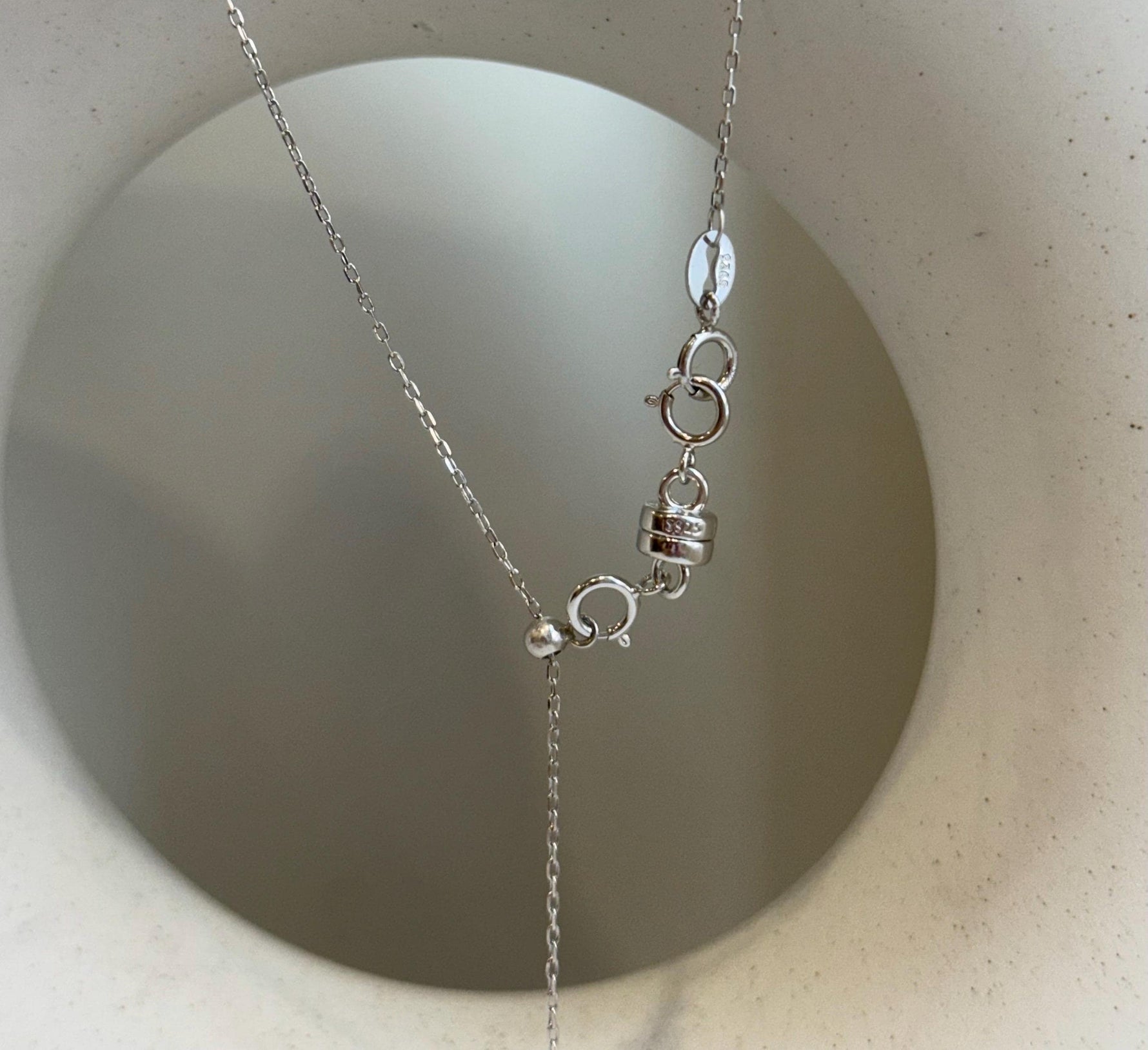 Elly’s genuine 13mm Tahitian ocean pearl pendant necklace, a beautiful pearl jewelry gift for her.