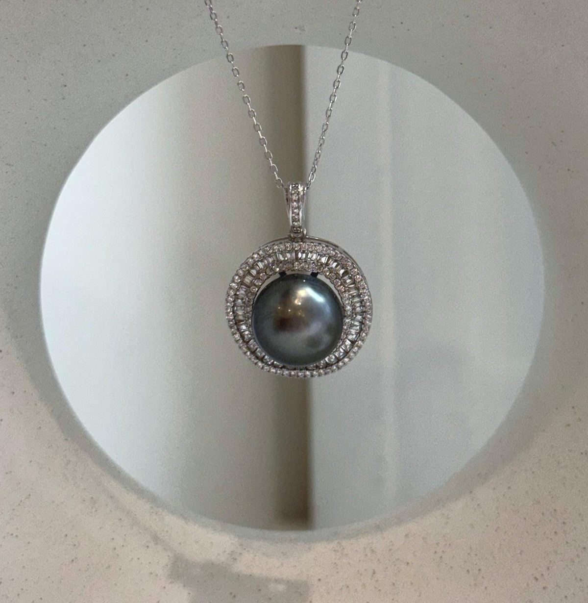 13mm genuine Tahitian ocean pearl pendant with mirror luster and S925 sterling silver setting.