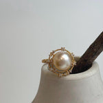 Elly’s 10.6mm South Sea golden iridescent pearl ring with extreme mirror luster and S925 sterling silver setting