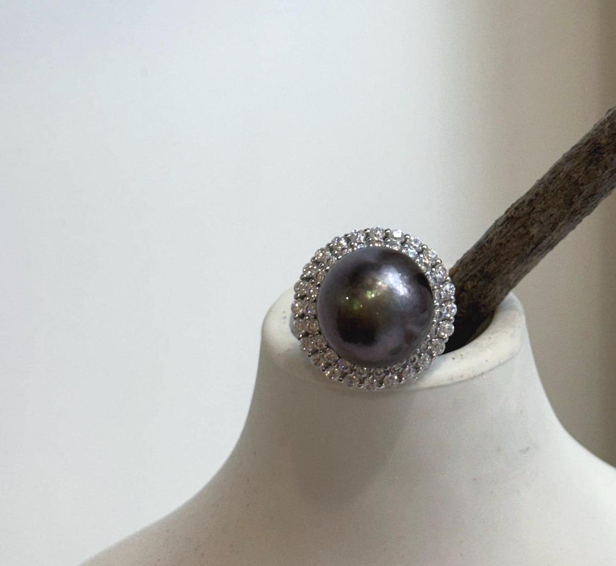 Huge Tahitian ocean pearl sunflower ring with extreme mirror luster and sterling silver floral setting