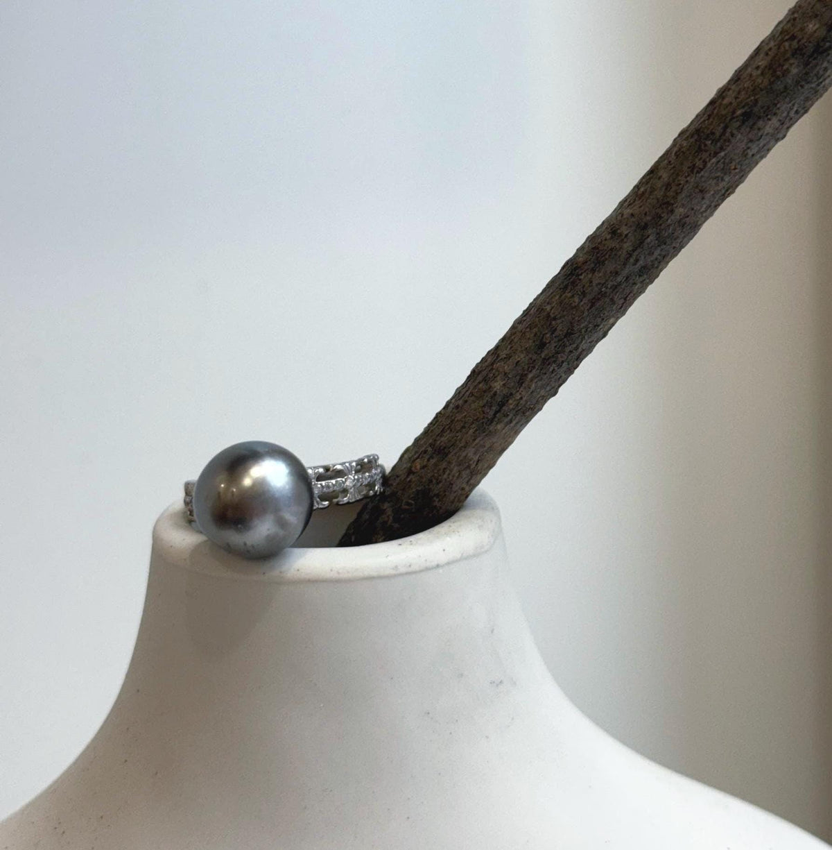 Tahitian platinum ocean pearl ring with extreme mirror luster and adjustable sterling silver band