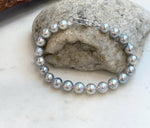 Round Akoya pearl bracelet with beautiful mirror-like luster