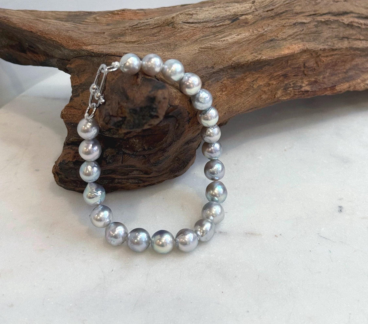 Elly’s Japanese Akoya pearl bracelet with 21 lustrous ocean pearls