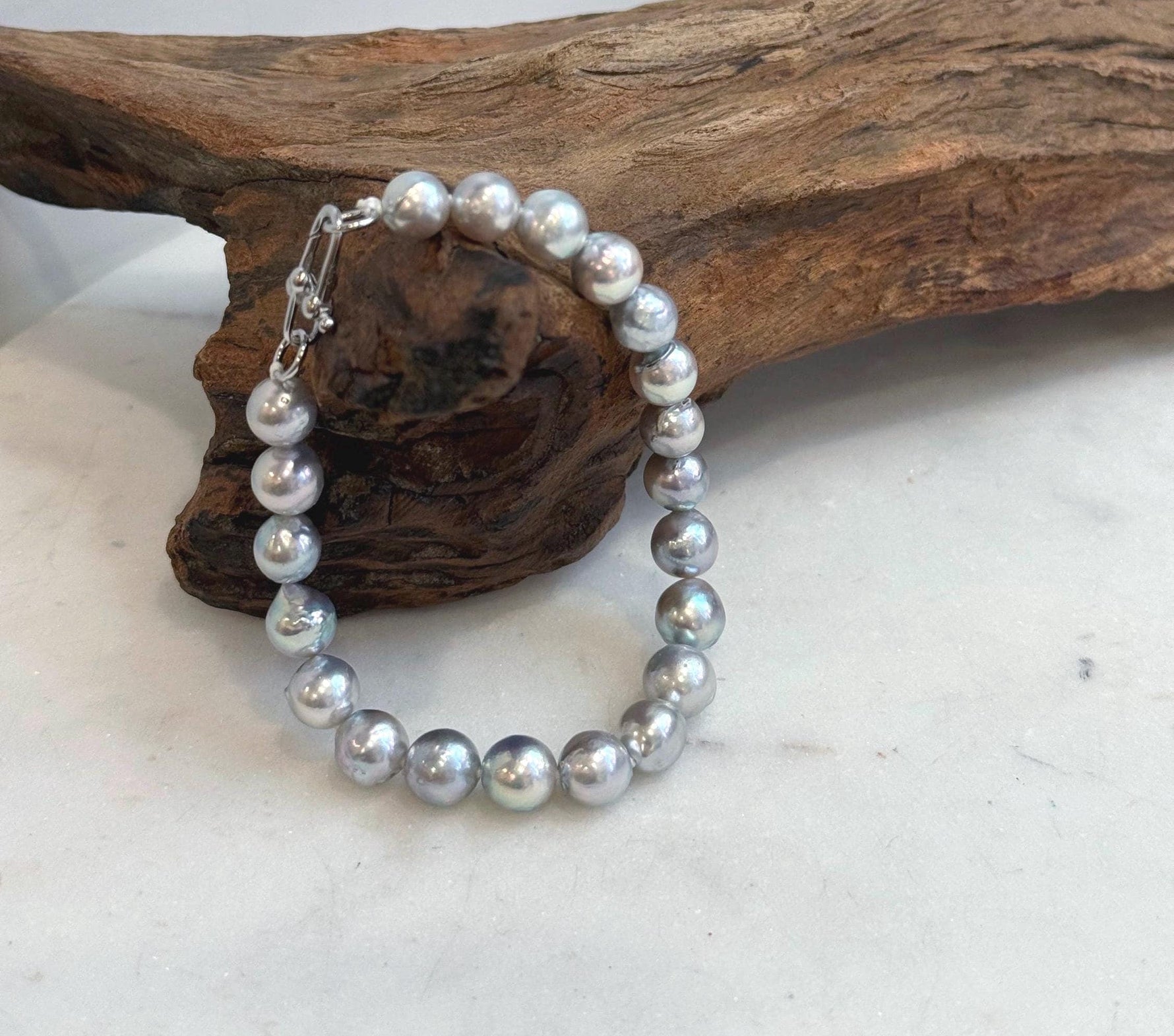 Elly’s Japanese Akoya pearl bracelet with 21 lustrous ocean pearls