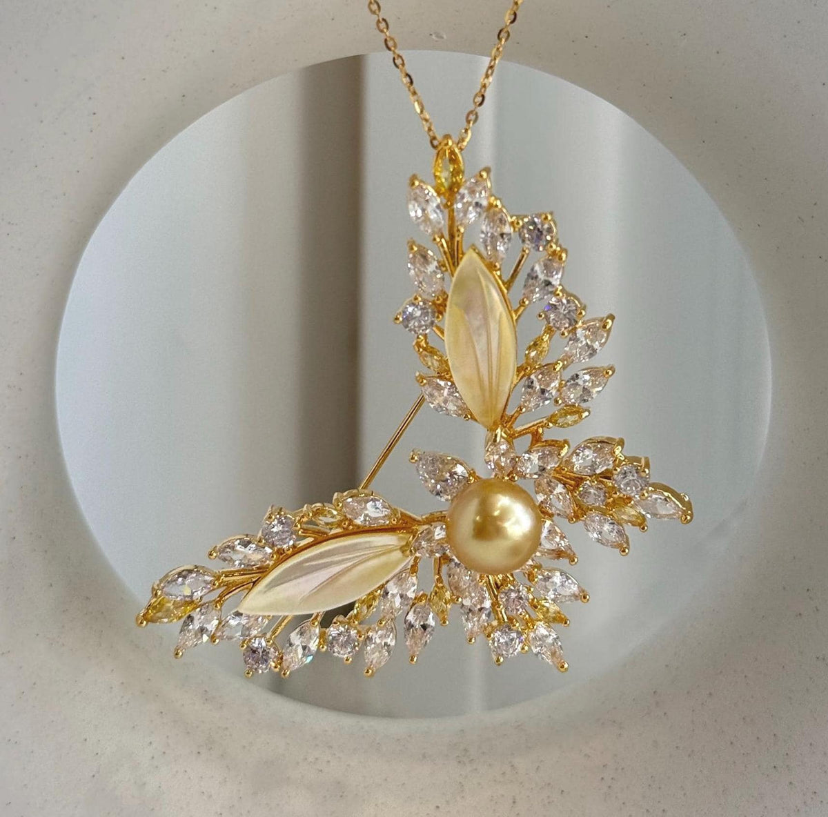 Genuine saltwater golden pearl butterfly brooch and pendant 2-in-1 jewelry