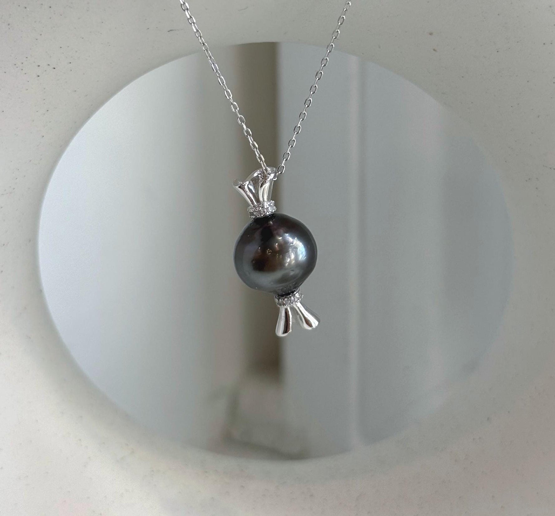 12.3mm Tahitian ocean pearl candy pendant with mirror luster and S925 sterling silver setting