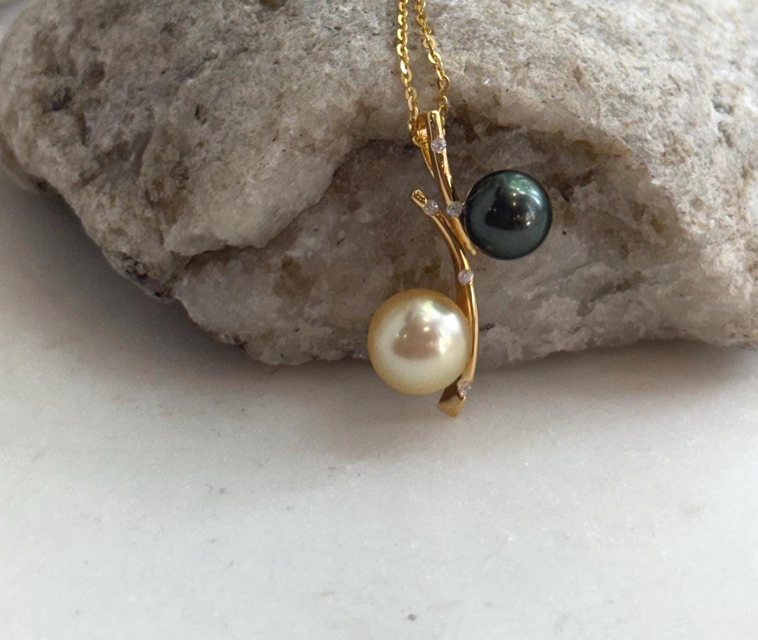 Genuine Tahitian black and South Sea golden ocean pearl pendant necklace
