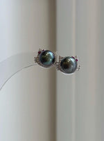 Peacock hunter Tahitian ocean pearl cat earrings with extreme reflective luster and S925 silver.