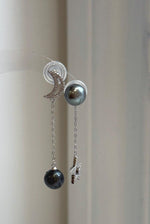 Tahitian platinum hunter ocean pearl star and moon earrings with extreme mirror luster and sterling silver setting