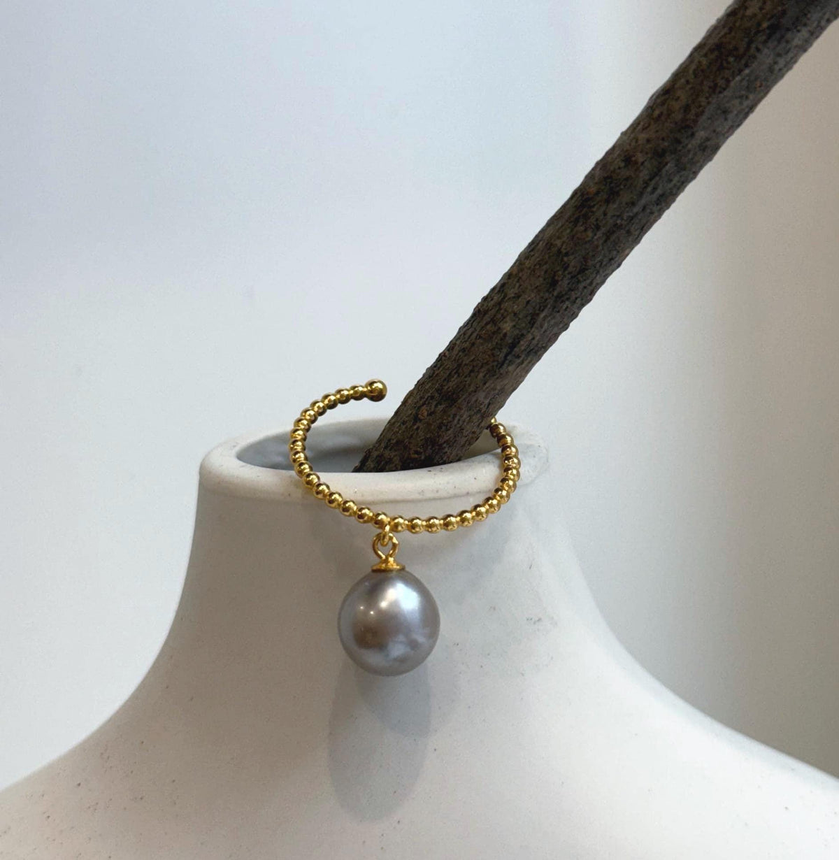 Tahitian ocean taupe pearl ring with extreme mirror luster and sterling silver setting