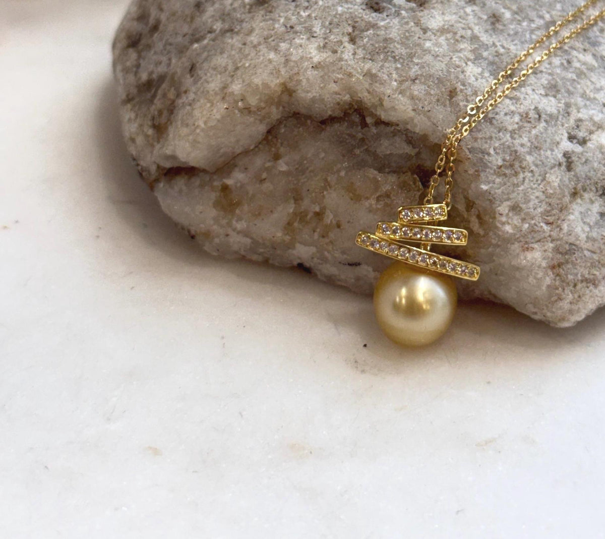 South Sea deep tea gold pearl necklace featuring a modern geometric S925 sterling silver pendant