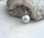 Sterling silver necklace with a luminous Australian South Sea pearl
