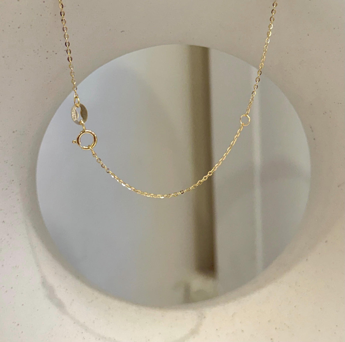 Natural South Sea saltwater pearl pendant with glossy surface