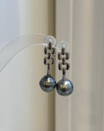 Tahitian platinum pearl drop earrings with geometric S925 sterling silver settings.
