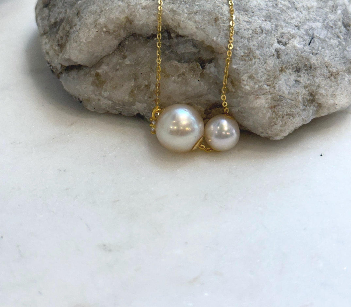 Luxury genuine saltwater pearl pendant with three floating pearls and 18K gold