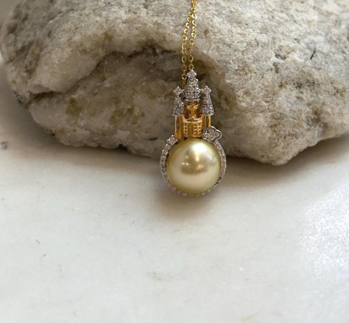 11mm South Sea gold pearl pendant with beautiful metallic luster