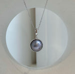 Genuine ocean pearl pendant necklace with smooth round shape and intense luster