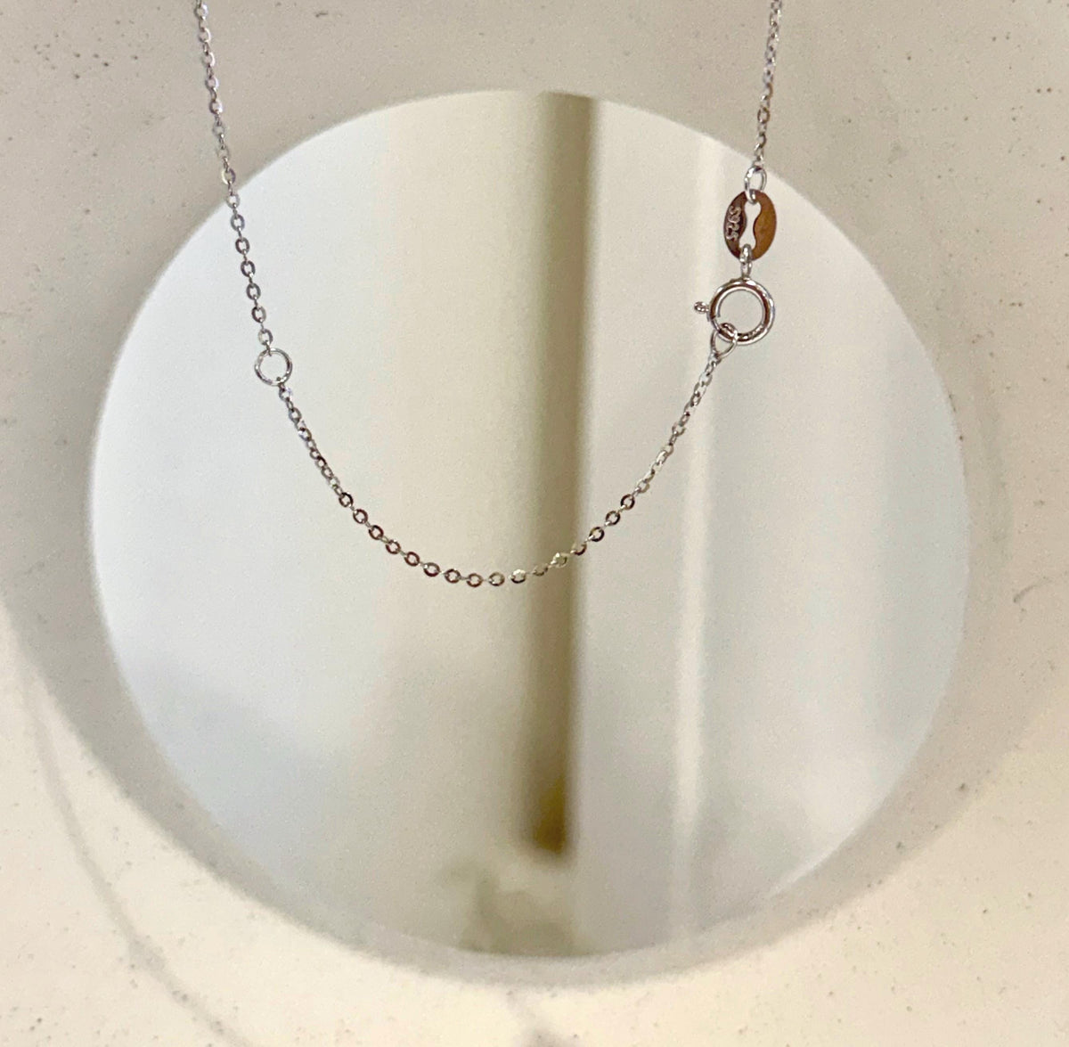 Tahitian pearl with platinum tones and bright luster.