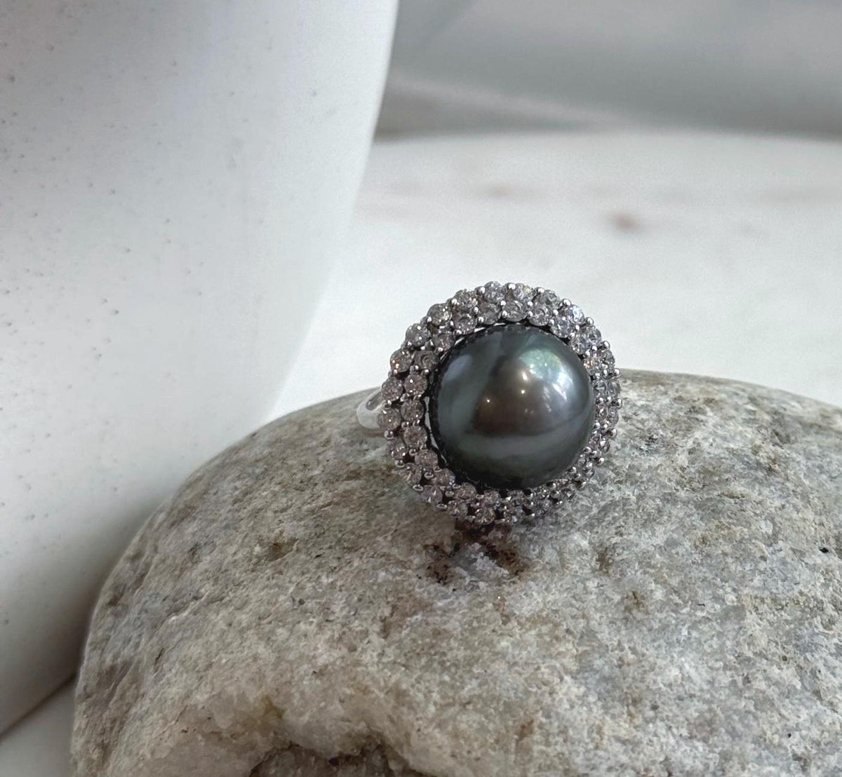 Genuine Tahitian pearl ring with extreme luster.