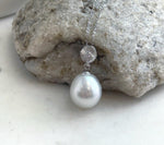 White South Sea pearl with bright mirror-like luster