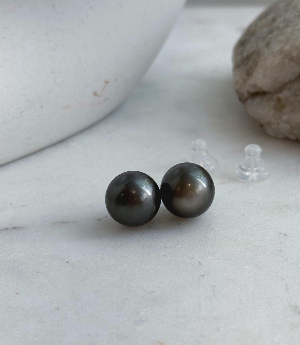 Lustrous gray Tahitian pearl earrings with understated S925 sterling silver settings.
