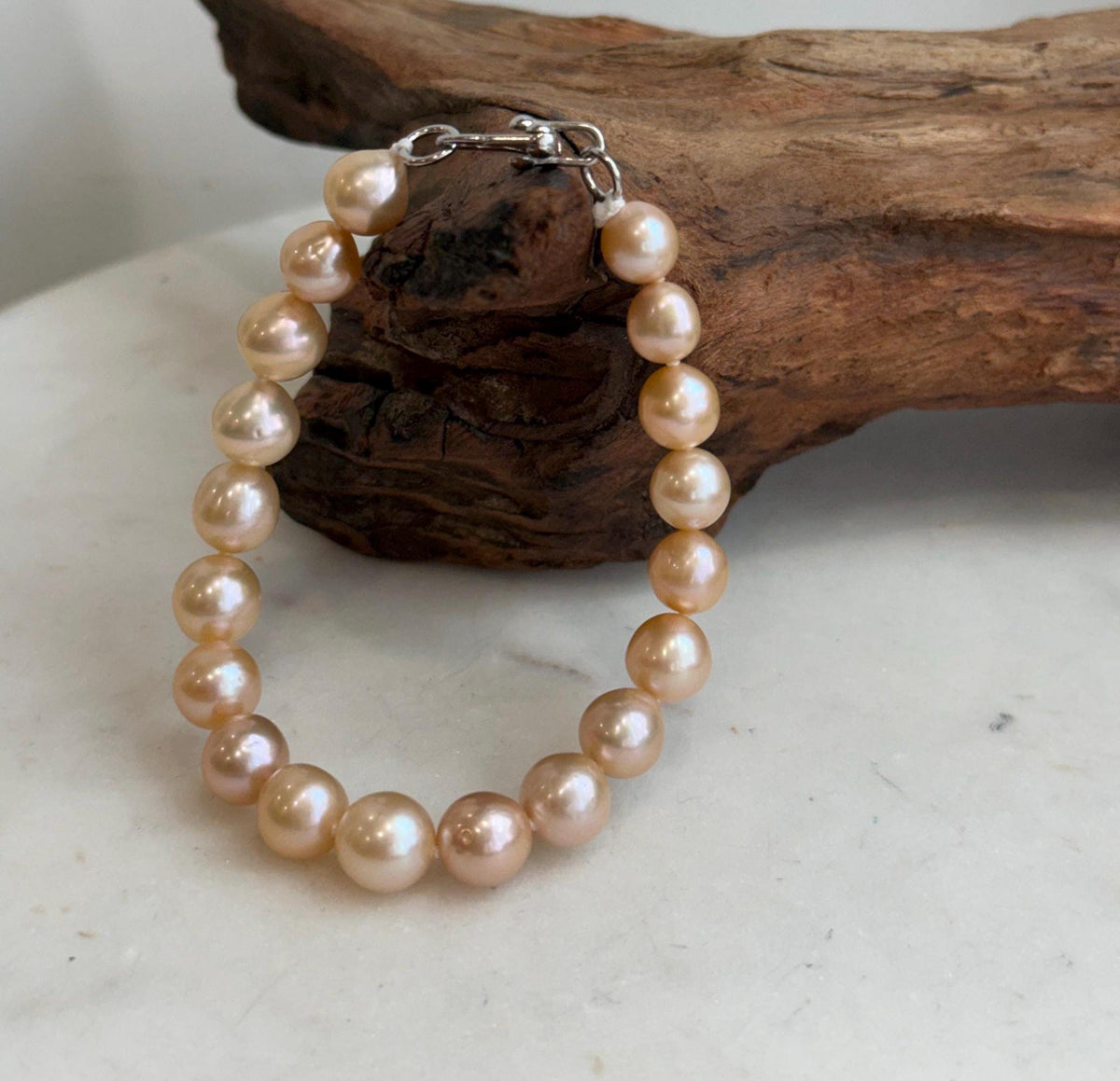 Peach golden freshwater pearl bracelet with mirror luster