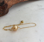 South Sea pearl on a gold-tone S925 silver chain.