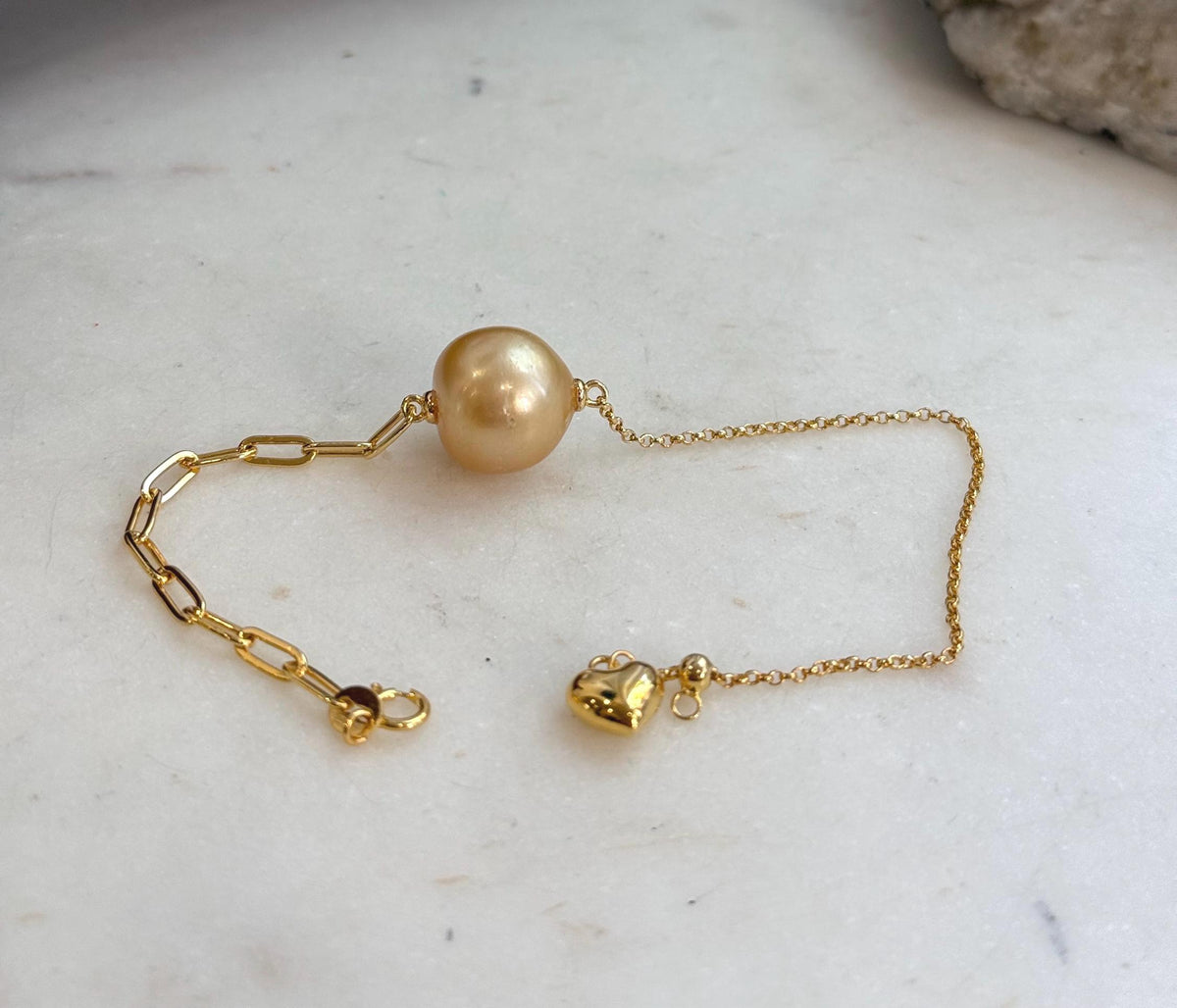 Golden South Sea pearl with silver fittings.