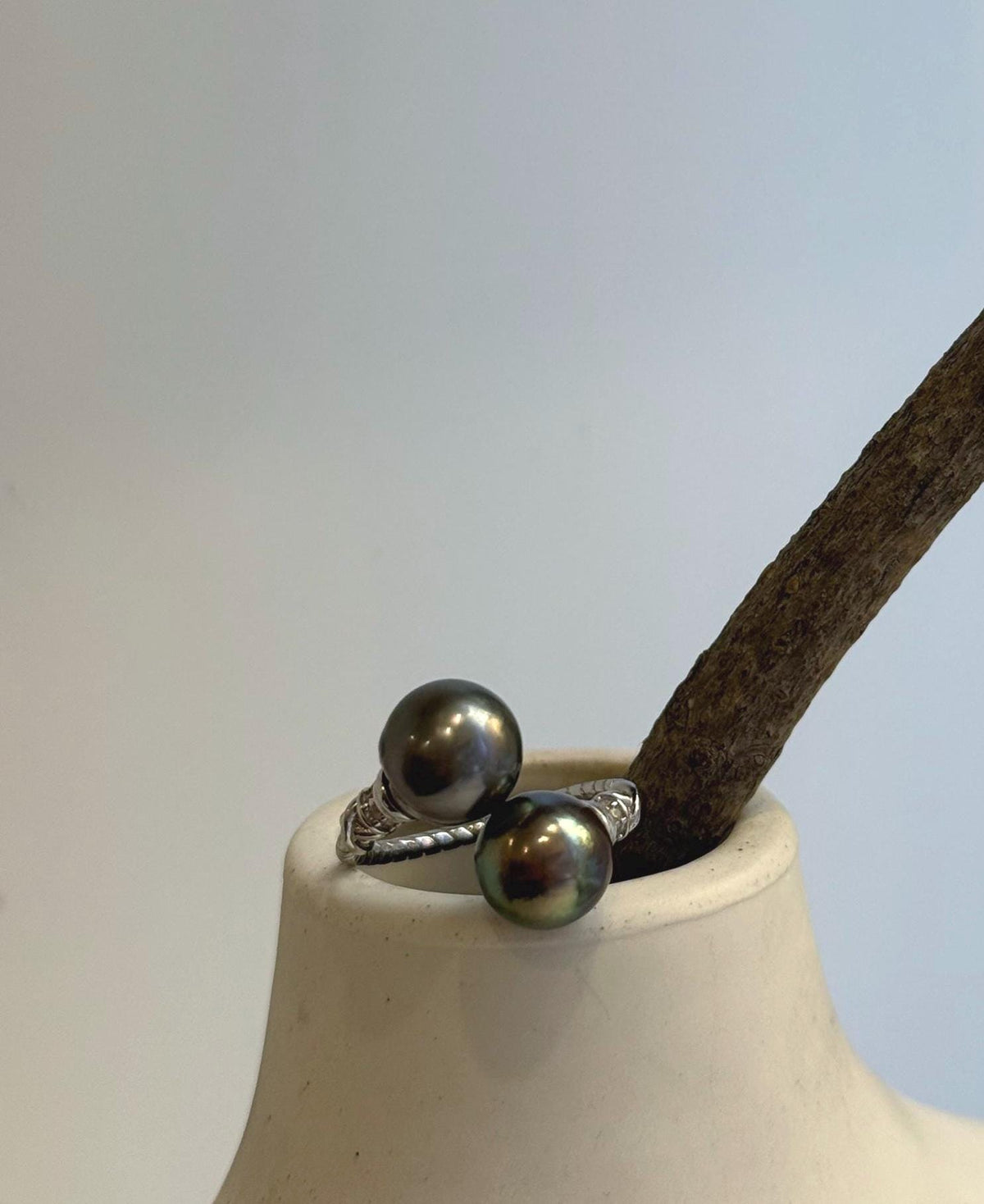 Double Tahitian pearl ring featuring two genuine saltwater pearls in an adjustable S925 sterling silver setting.