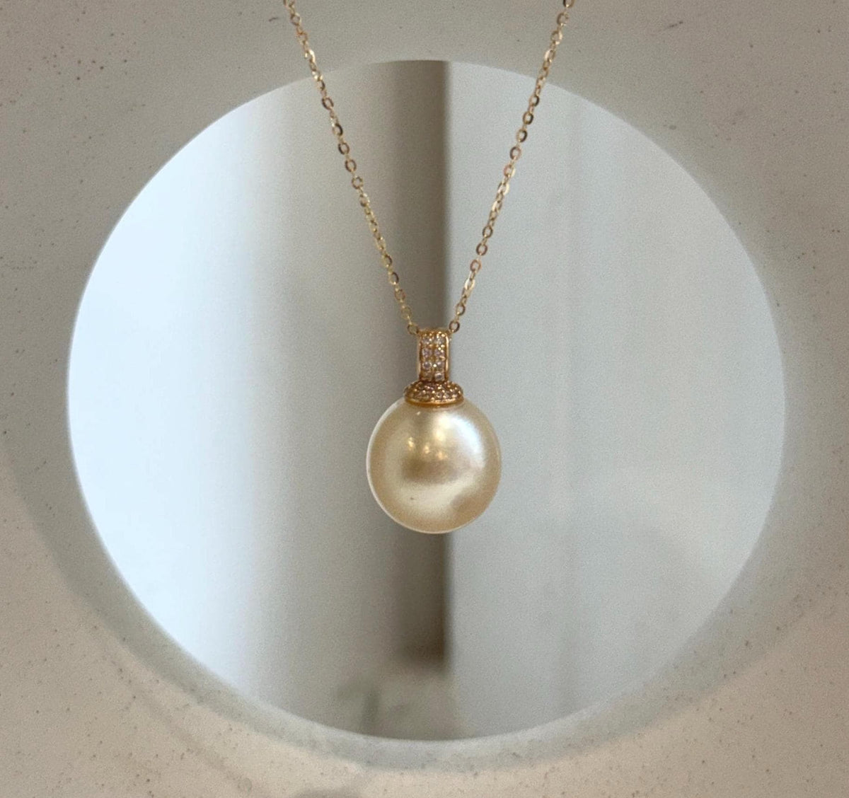 Champagne gold South Sea pearl pendant in S925 sterling silver.