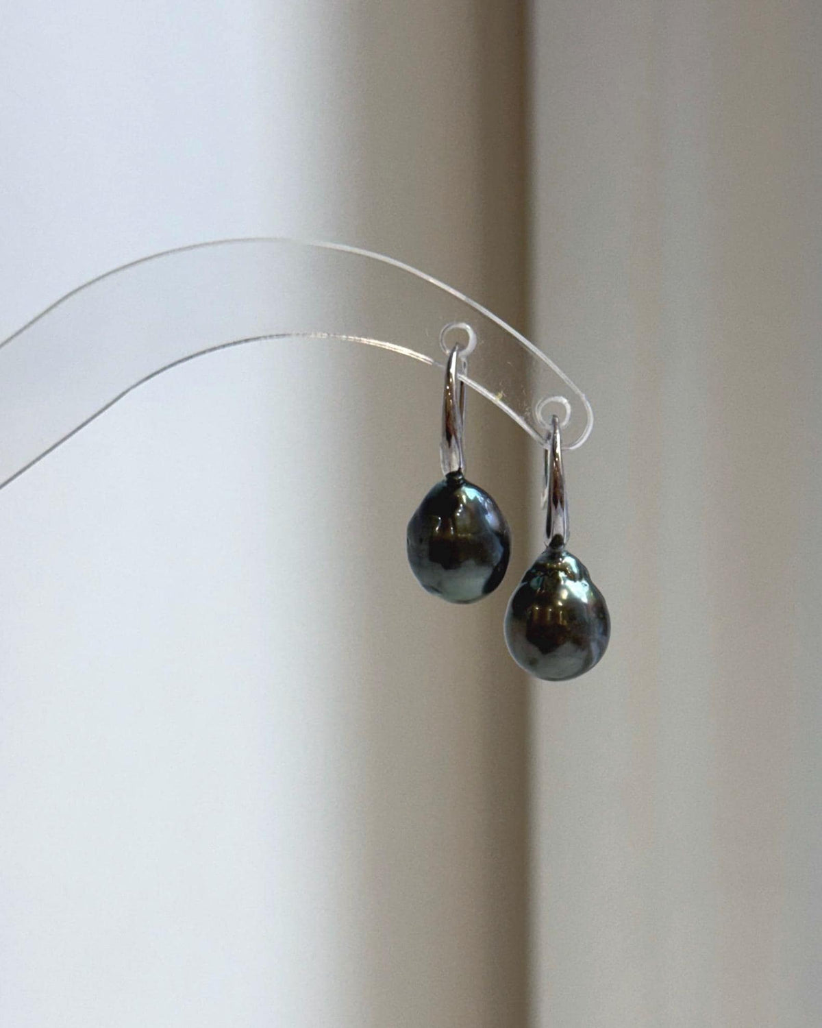 Platinum gray pearl drop earrings with S925 silver hooks