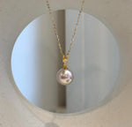 Rose pink Edison pearl pendant necklace with mirror luster and gold-plated S925 sterling silver.