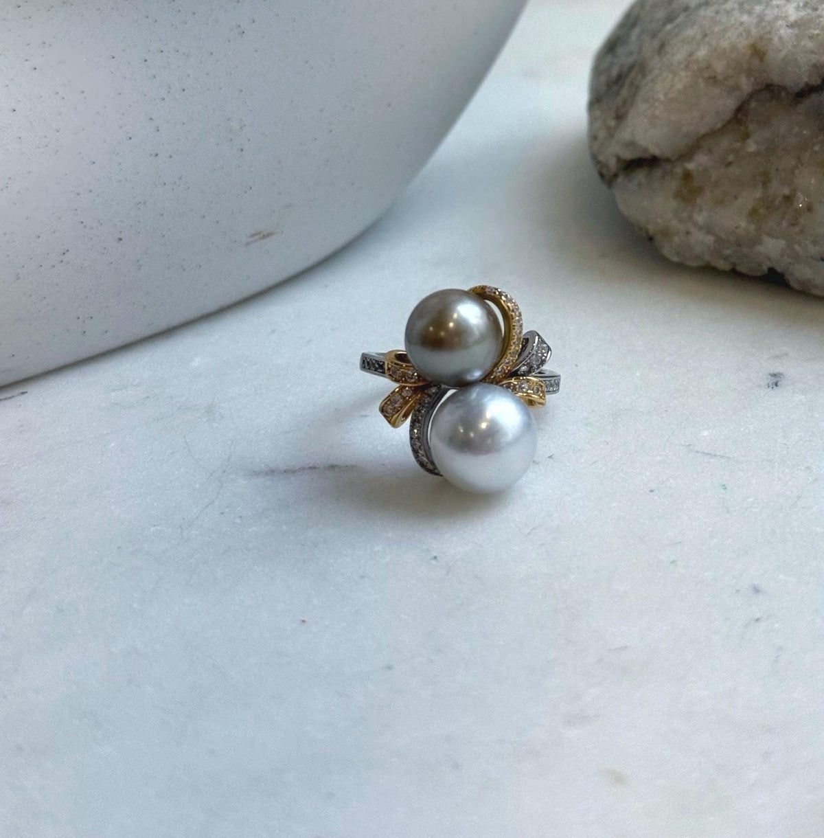 Double pearl floral ring featuring 8.9–9.9mm genuine saltwater pearls.
