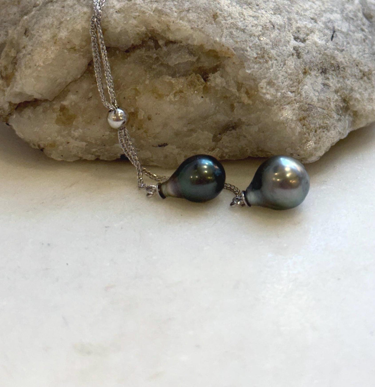 Tahitian pearl pendant with two lustrous pearls and an S925 sterling silver chain.