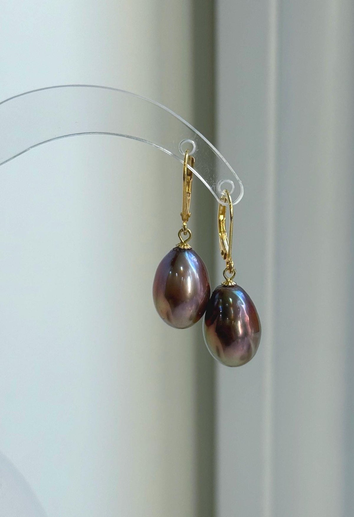 Edison pearl drop earrings featuring extreme mirror luster